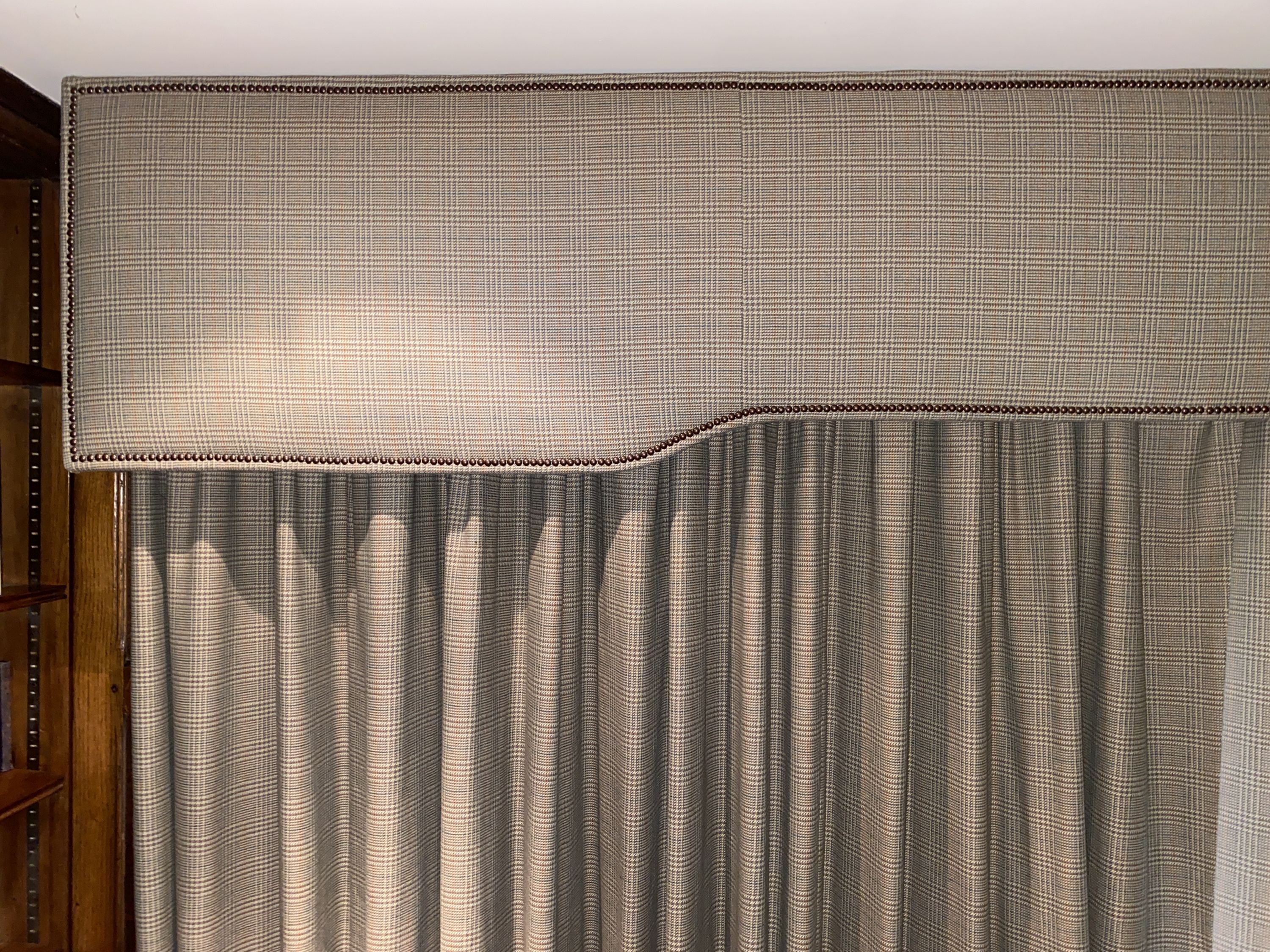 A pair of Ralph Lauren tweed fabric curtains and pelmet, drop 230cm width made to generously made to fit an aperture of 3m